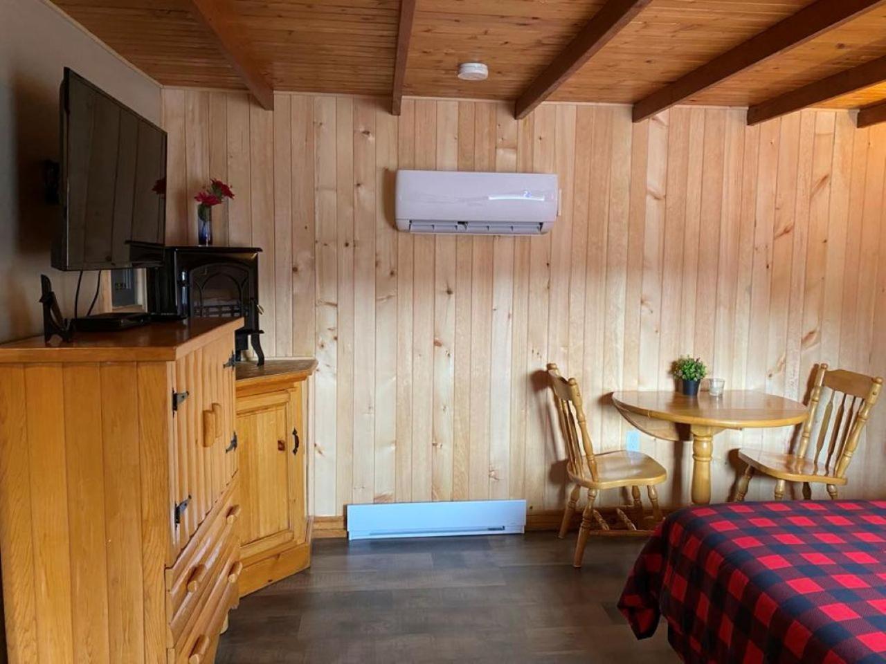 Auberge Micky Inc Edmundston Eksteriør billede