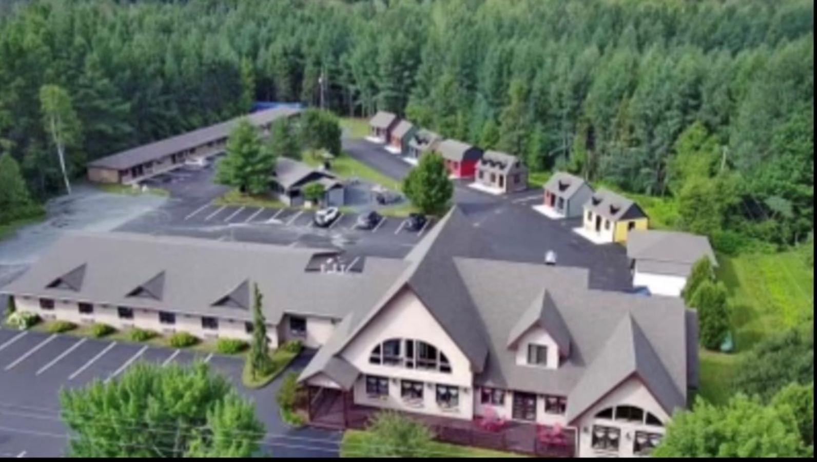 Auberge Micky Inc Edmundston Eksteriør billede