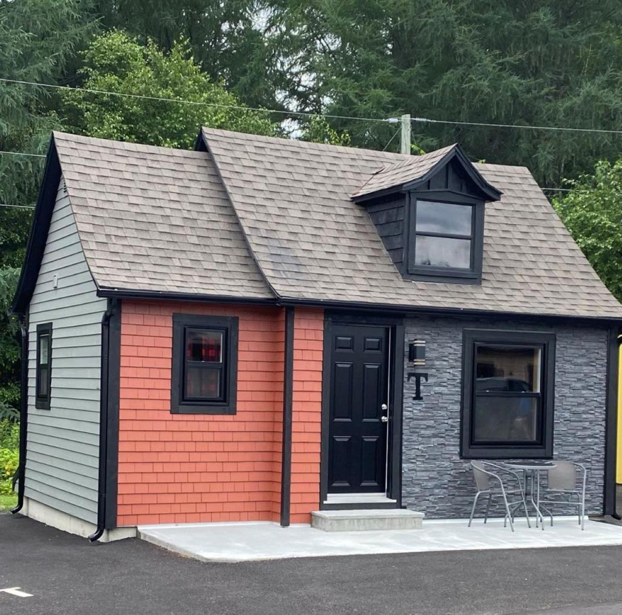 Auberge Micky Inc Edmundston Eksteriør billede
