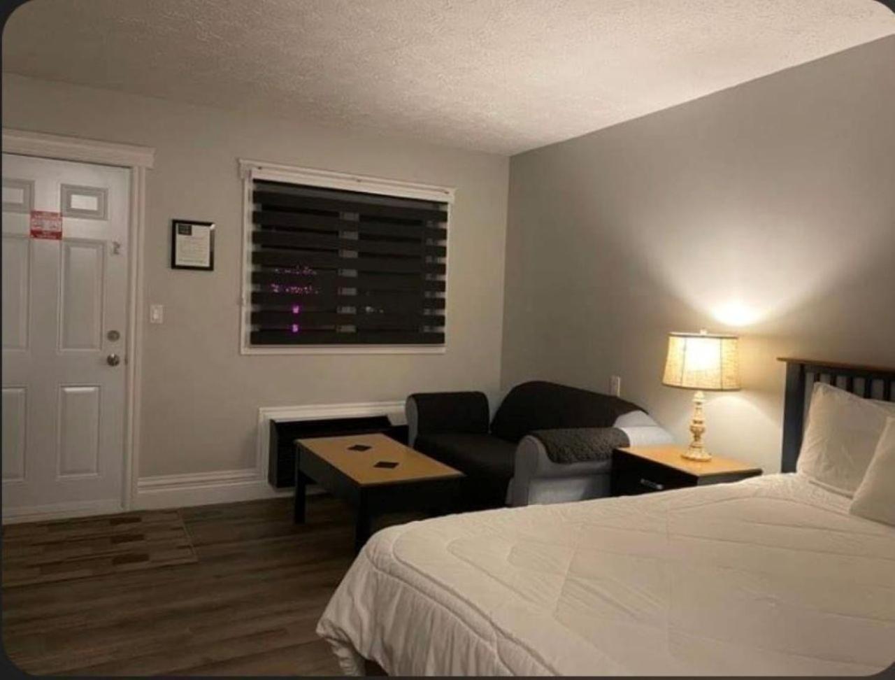 Auberge Micky Inc Edmundston Eksteriør billede
