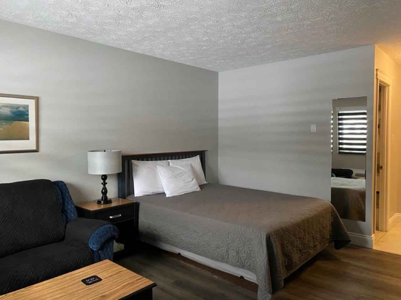 Auberge Micky Inc Edmundston Eksteriør billede
