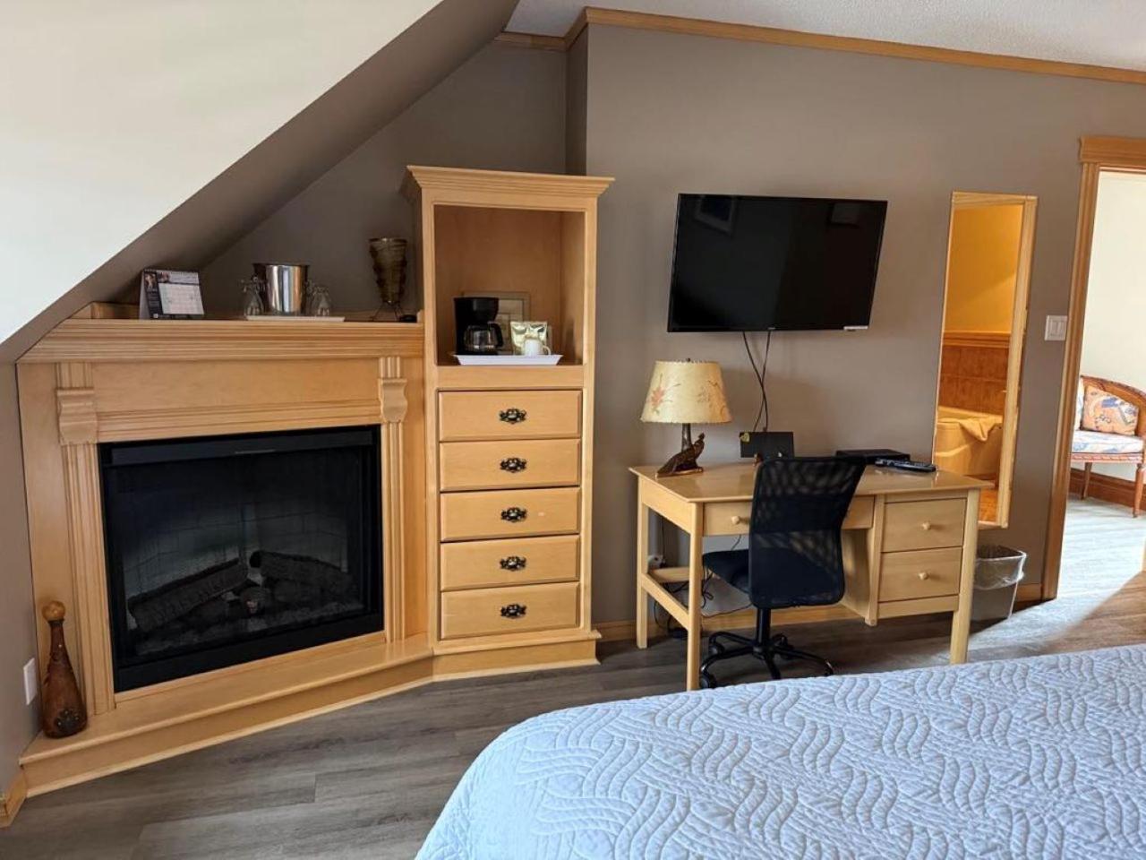 Auberge Micky Inc Edmundston Eksteriør billede