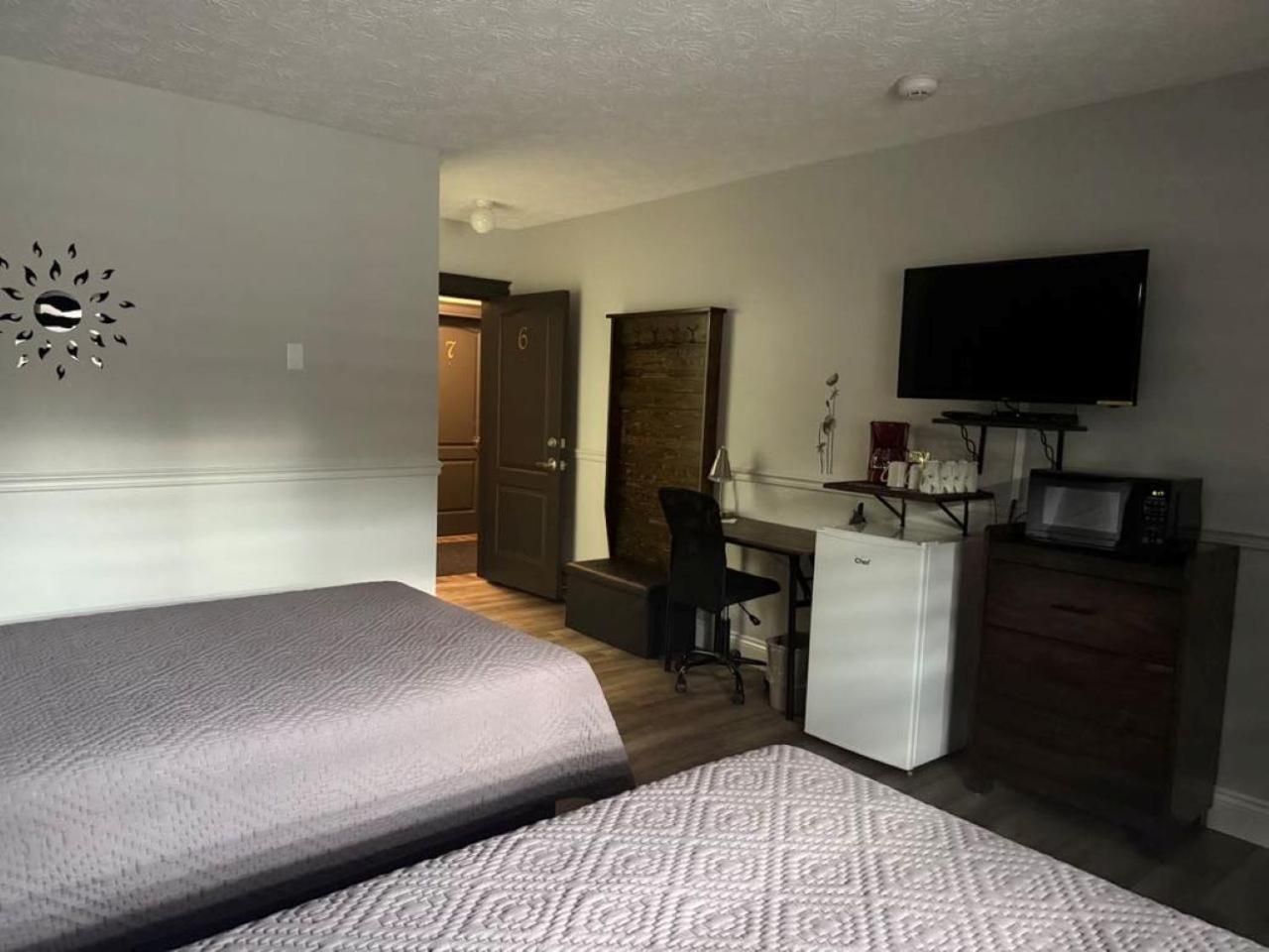 Auberge Micky Inc Edmundston Eksteriør billede